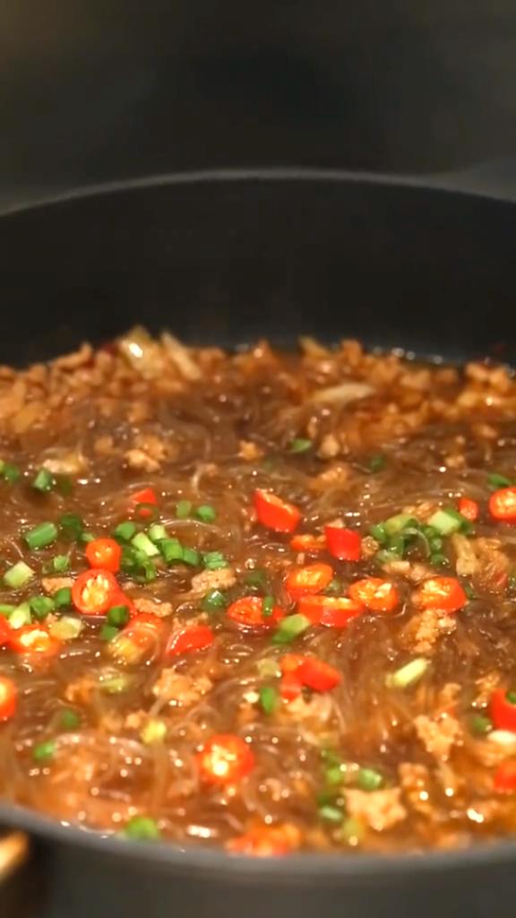 肉末燉粉絲的做法-咸鮮味燉菜譜-易網(wǎng)健康養(yǎng)生網(wǎng) 肉末燉粉絲的做法-咸鮮味燉菜譜
