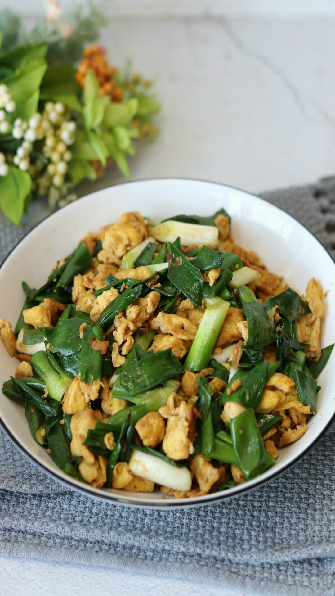 大蔥炒蛋的做法-醬香味炒菜譜-易網健康養生網 大蔥炒蛋的做法-醬香味炒菜譜