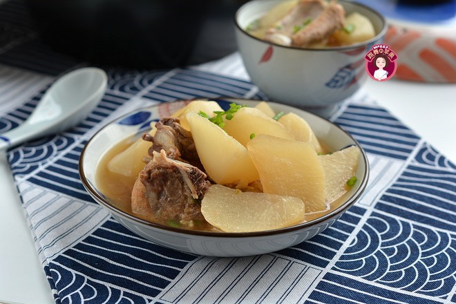 排骨燉蘿卜的做法-咸鮮味燉菜譜-易網(wǎng)健康養(yǎng)生網(wǎng) 排骨燉蘿卜的做法-咸鮮味燉菜譜
