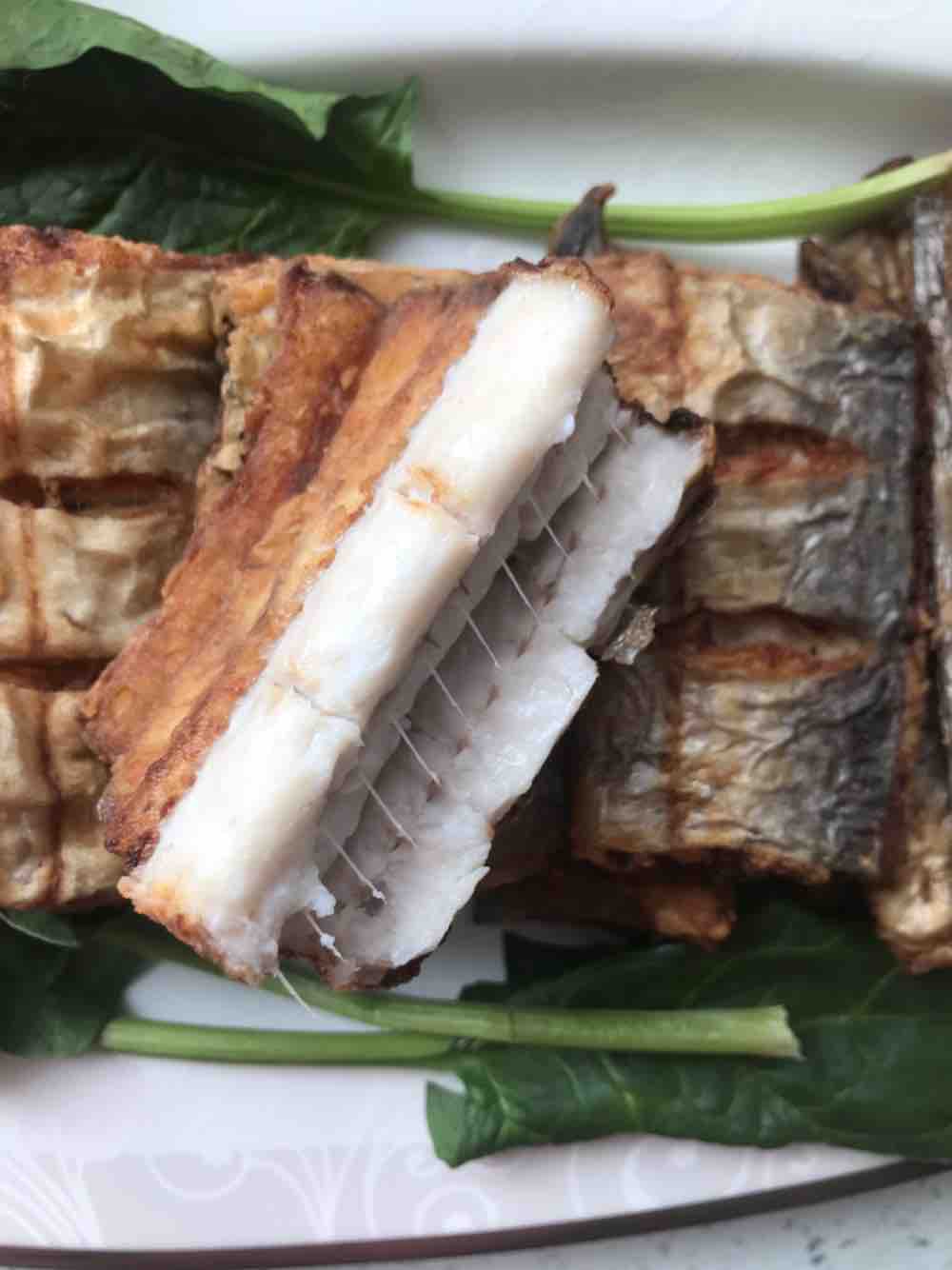 干炸刀魚的做法-咸鮮味炸菜譜-易網健康養生網 干炸刀魚的做法-咸鮮味炸菜譜
