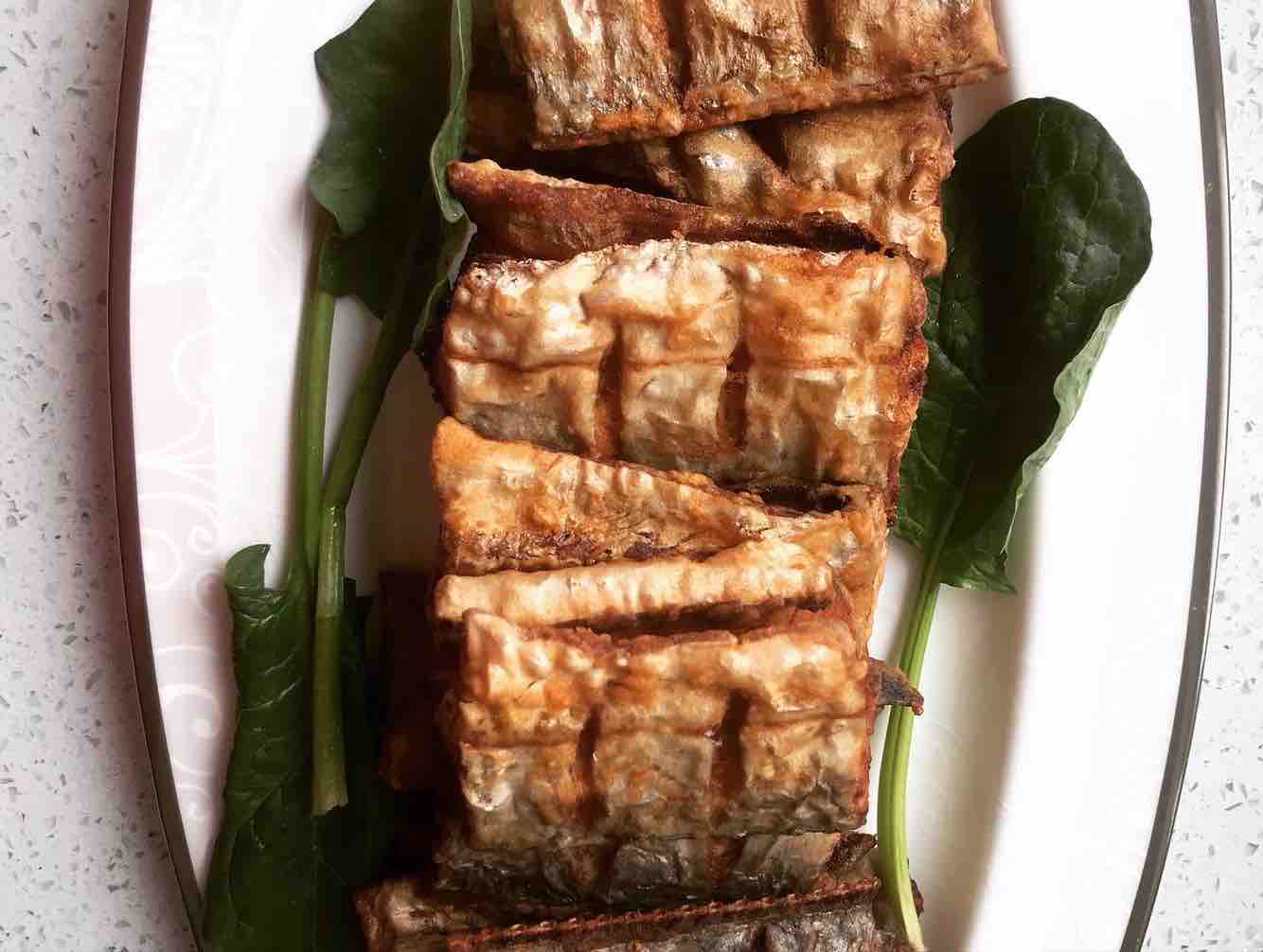 干炸刀魚的做法-咸鮮味炸菜譜-易網健康養生網 干炸刀魚的做法-咸鮮味炸菜譜