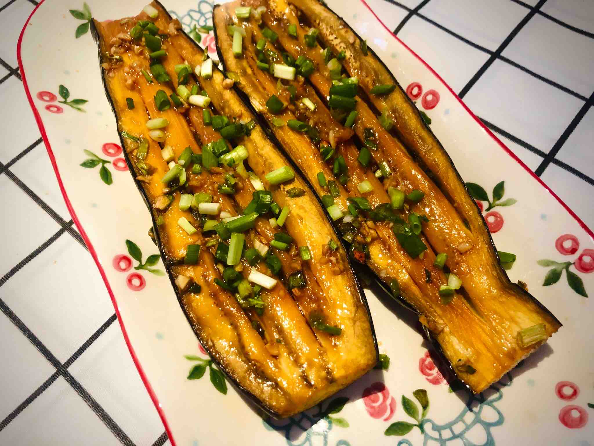 烤茄子的做法-家常味烤菜譜