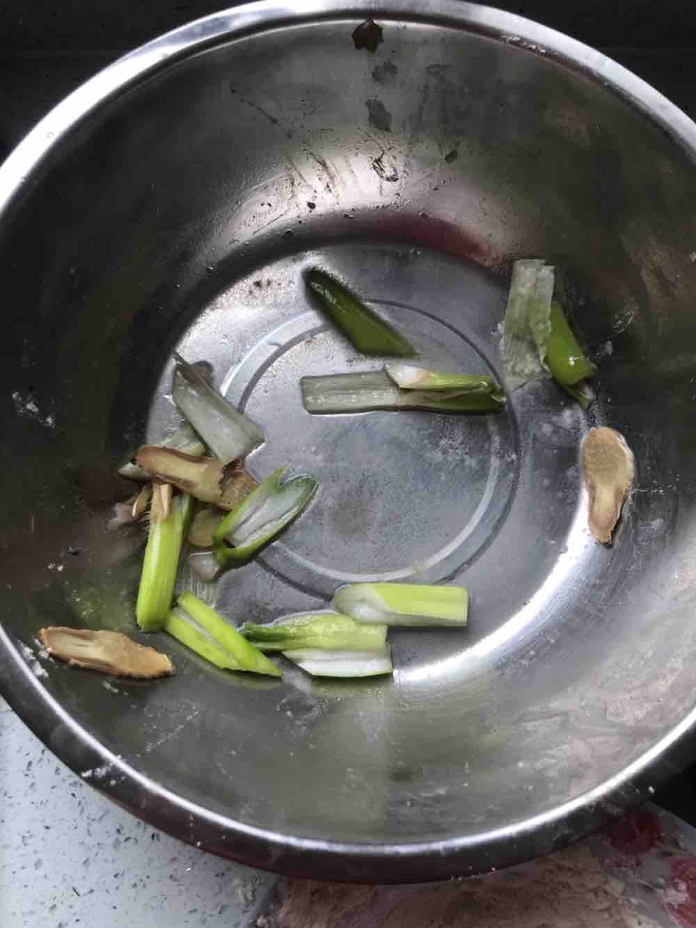 干炸刀魚的做法-咸鮮味炸菜譜-易網健康養生網 干炸刀魚的做法-咸鮮味炸菜譜