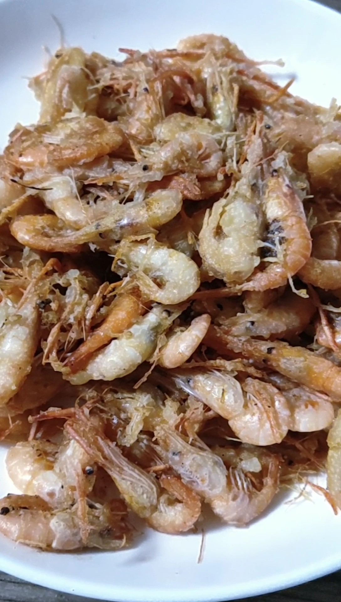 香煎小河蝦的做法-咸鮮味煎菜譜-易網健康養生網 香煎小河蝦的做法-咸鮮味煎菜譜