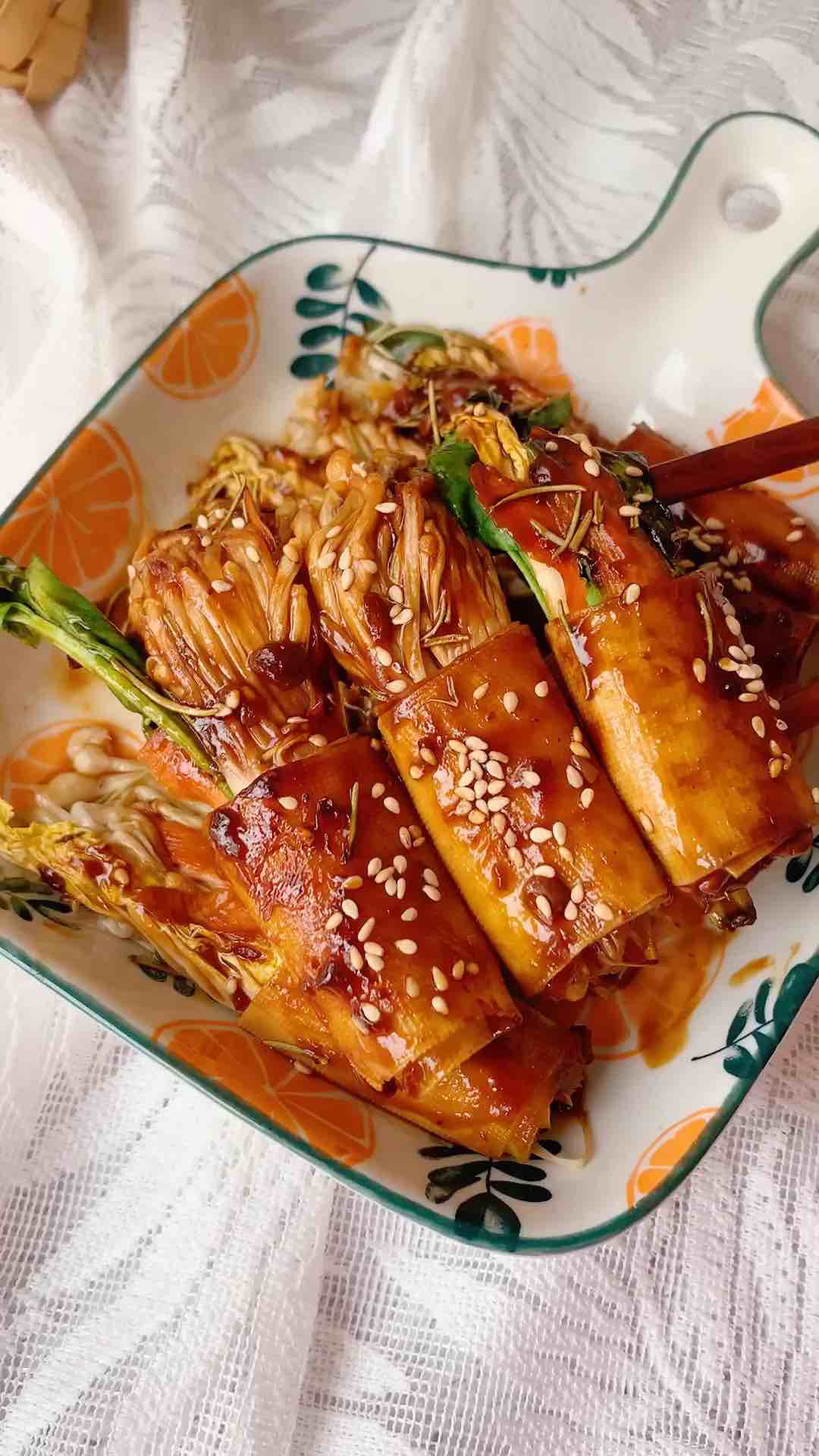 燒烤豆皮蔬菜卷的做法-咸鮮味烤菜譜