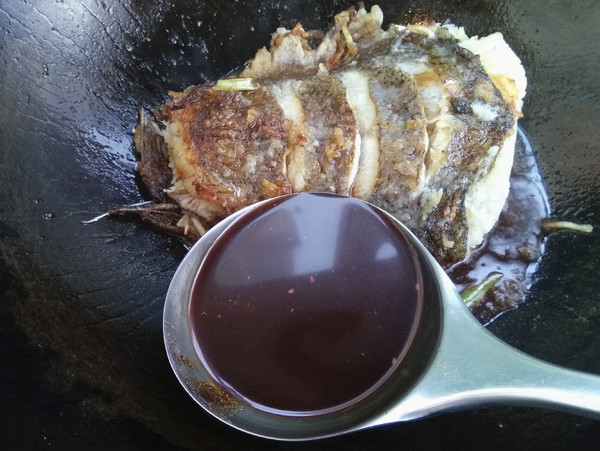 啤酒燒鰈魚的做法-咸鮮味燒菜譜