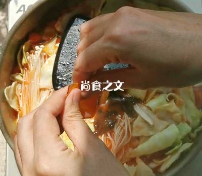 不用熬魚骨湯，也能做出湯鮮味正的懶人番茄魚片！的做法-酸甜味煮菜譜