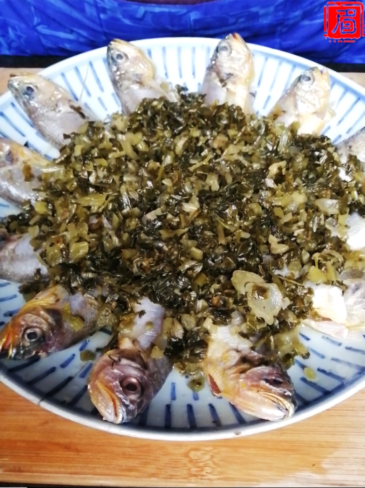 咸菜蒸小黃魚的做法-咸鮮味蒸菜譜