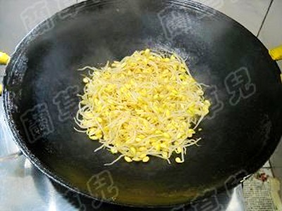 干香如意木耳的做法-家常味炒菜譜