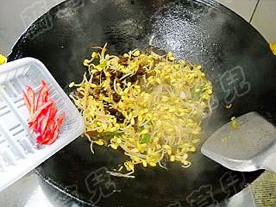 干香如意木耳的做法-家常味炒菜譜