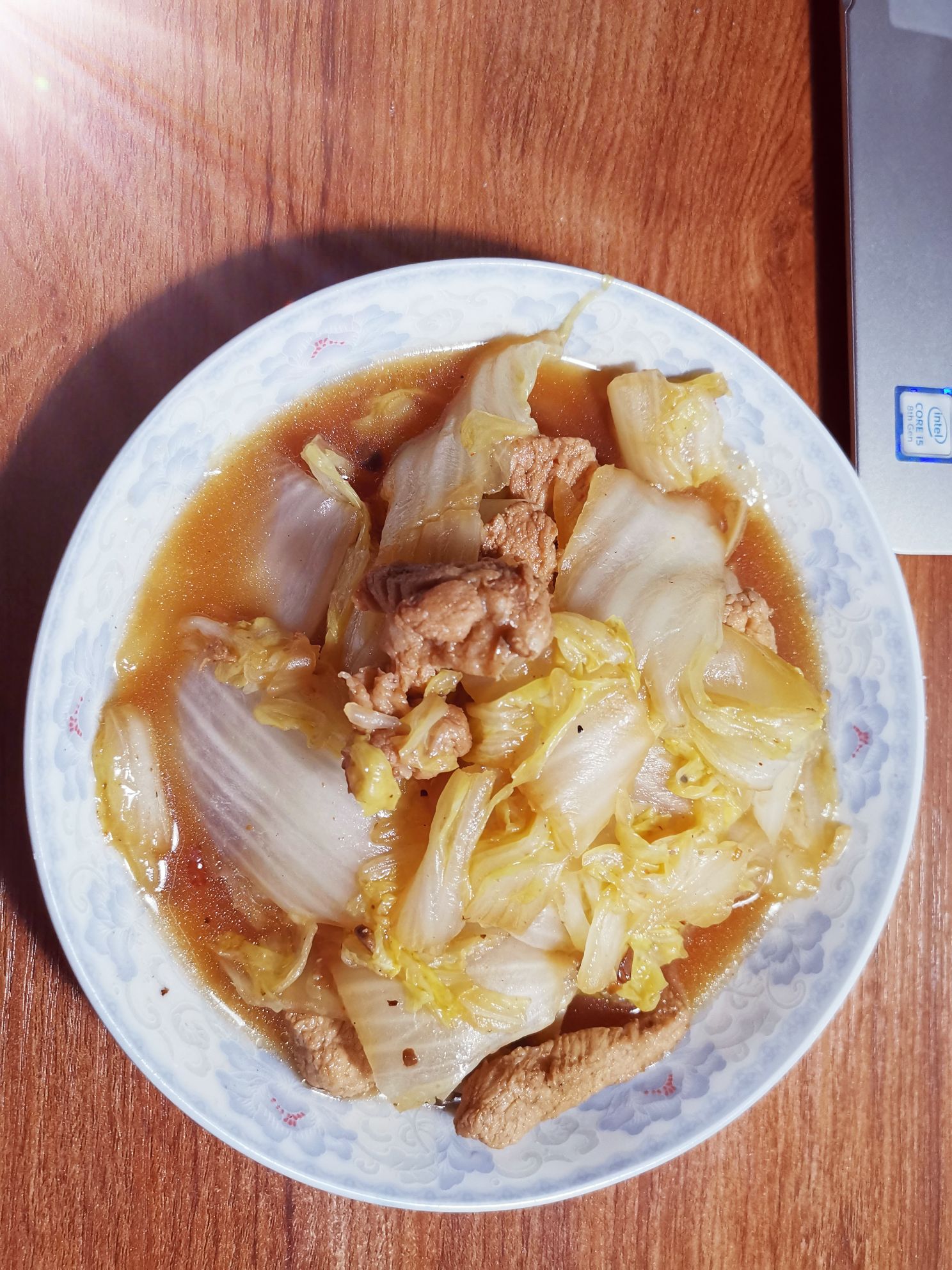 白菜炒肉的做法-家常味炒菜譜-易網健康養生網 白菜炒肉的做法-家常味炒菜譜