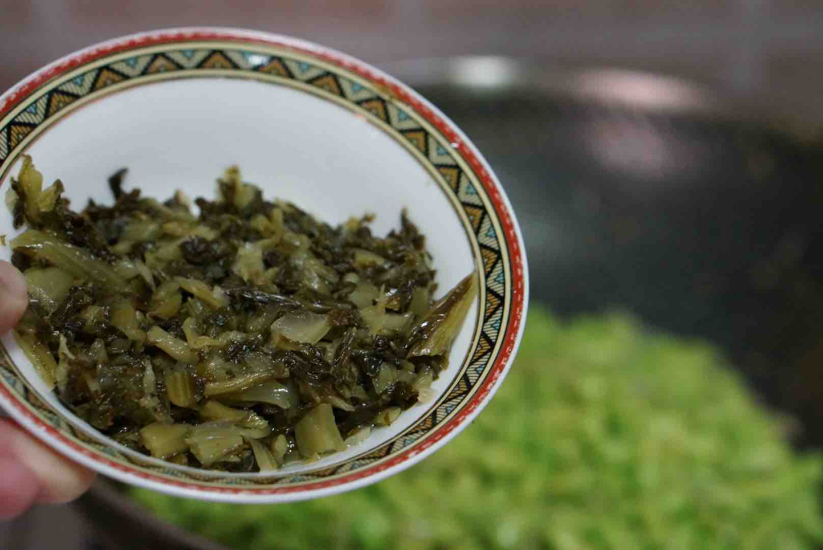 酸菜毛豆仁的做法-咸鮮味燒菜譜