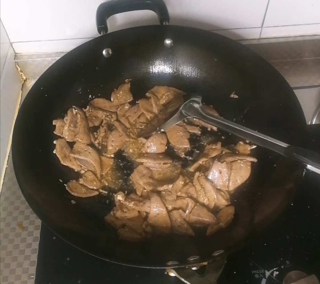 家常炒豬肝的做法-家常味炒菜譜
