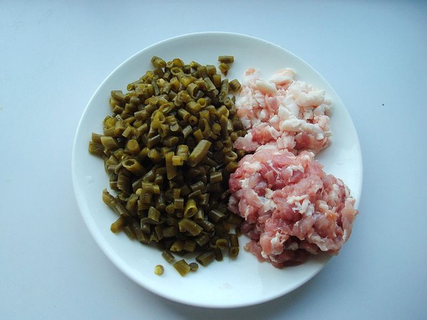 酸豆角肉丁蒸豆腐的做法-酸辣味蒸菜譜