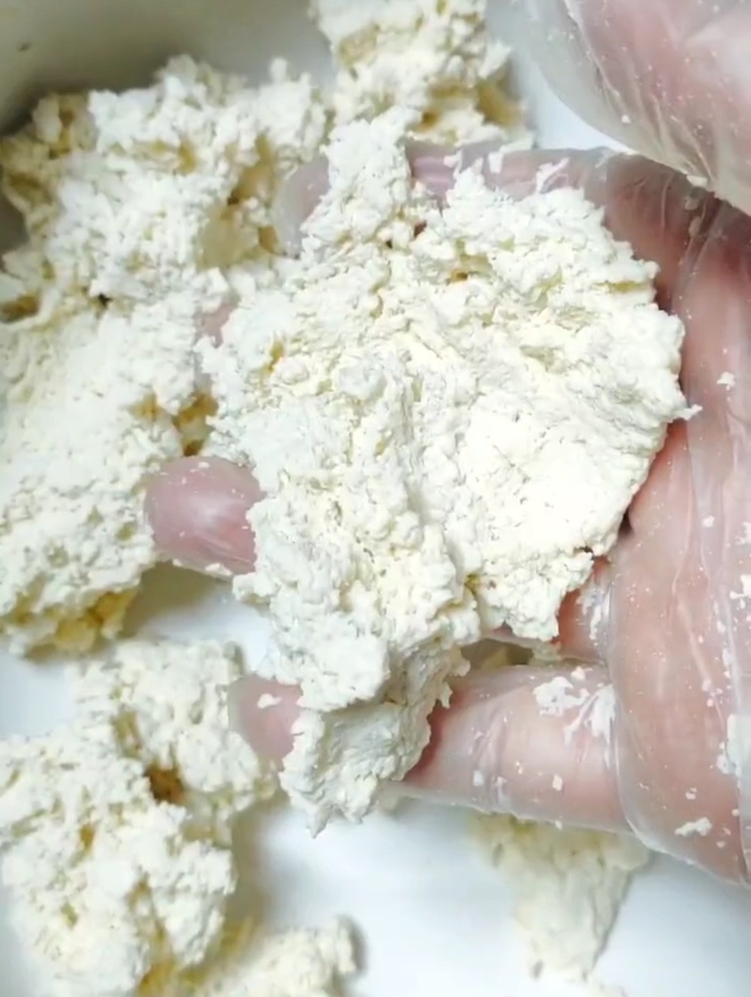 小蔥拌豆腐的做法-蔥香味拌菜譜