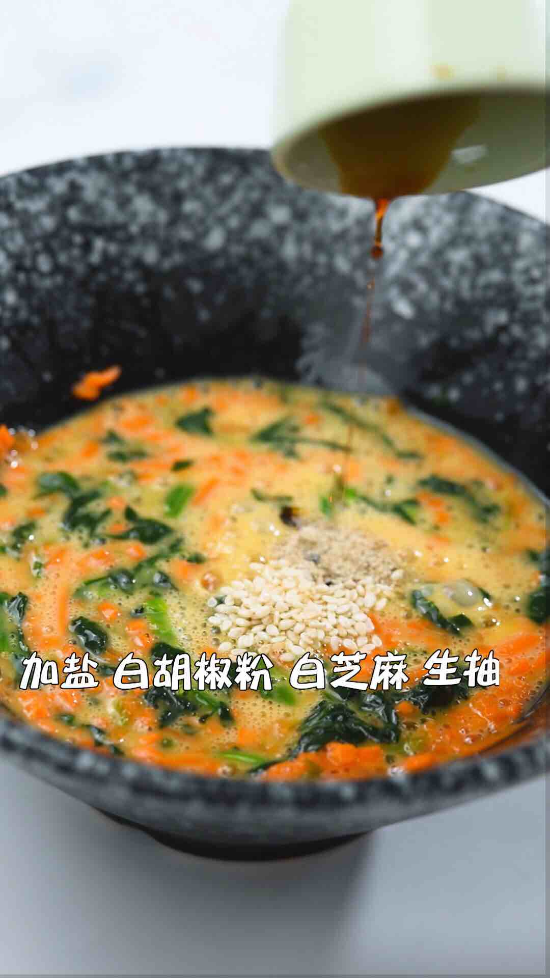 胡蘿卜菠菜蛋餅的做法-咸鮮味煎菜譜-易網(wǎng)健康養(yǎng)生網(wǎng) 胡蘿卜菠菜蛋餅的做法-咸鮮味煎菜譜