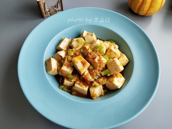 蟹黃豆腐的做法-咸鮮味炒菜譜-易網(wǎng)健康養(yǎng)生網(wǎng) 蟹黃豆腐的做法-咸鮮味炒菜譜