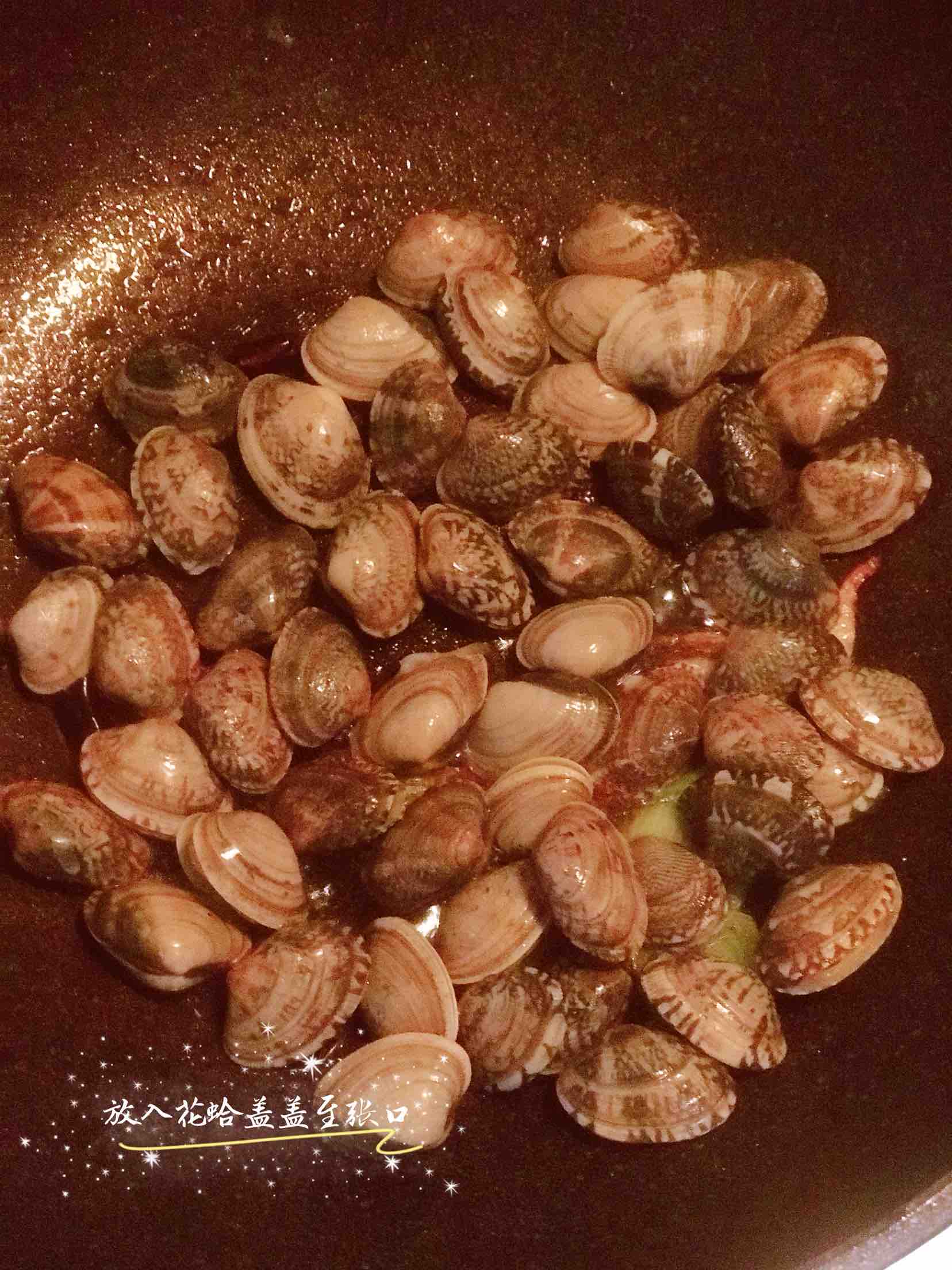 花蛤雙味豆腐煲的做法-咸鮮味煲菜譜-易網健康養生網 花蛤雙味豆腐煲的做法-咸鮮味煲菜譜
