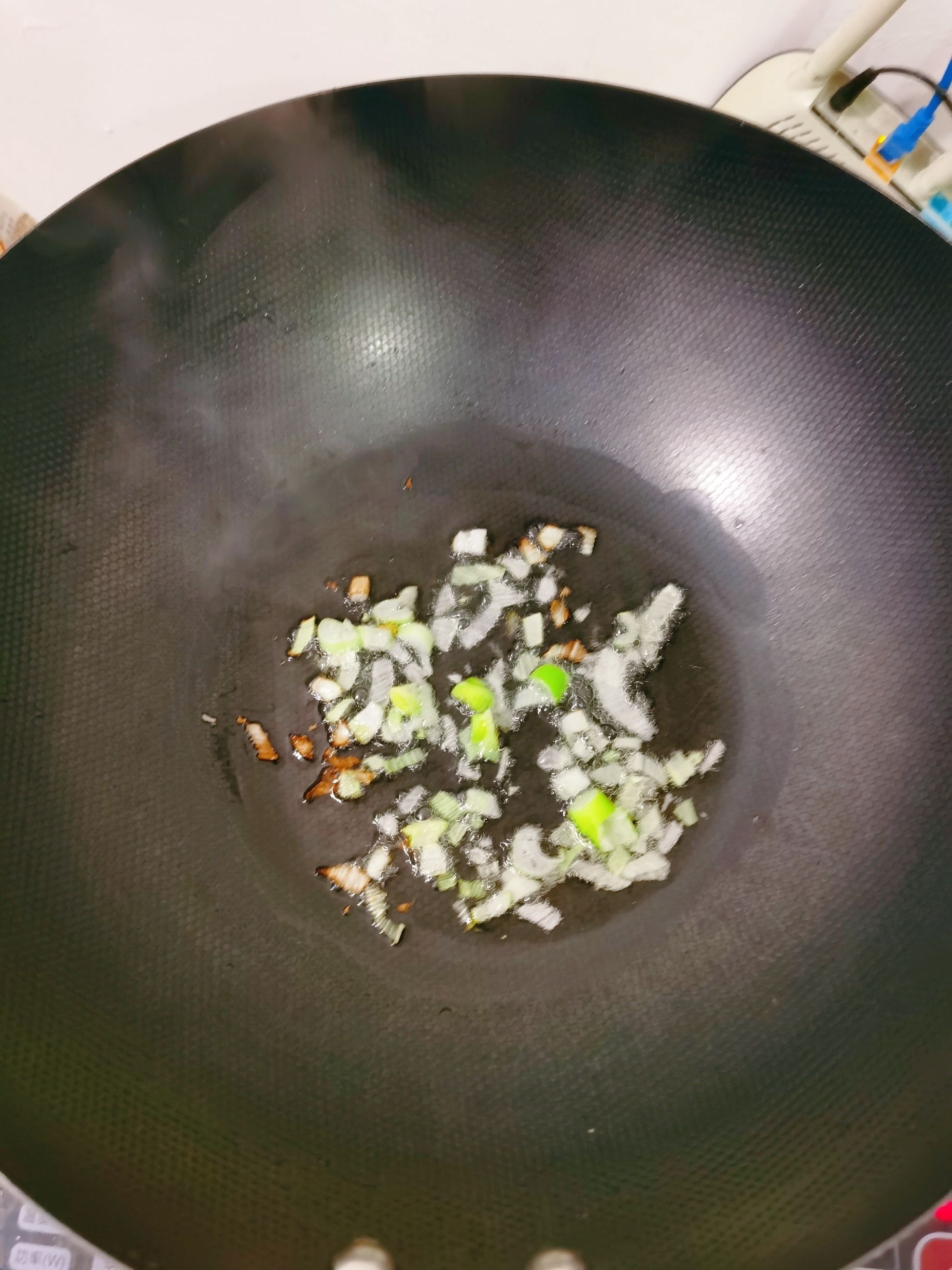 爆炒甘藍的做法-咸鮮味炒菜譜