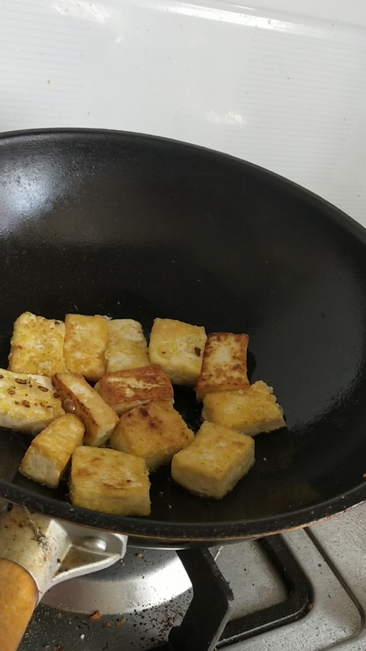 鍋包豆腐的做法-家常味煎菜譜