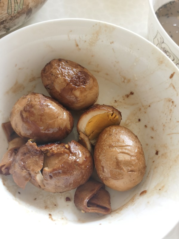 鹵蛋紅燒肉的做法-咸鮮味燜菜譜-易網(wǎng)健康養(yǎng)生網(wǎng) 鹵蛋紅燒肉的做法-咸鮮味燜菜譜