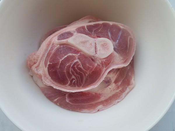 蘆筍腐乳豬肘的做法-家常味燉菜譜