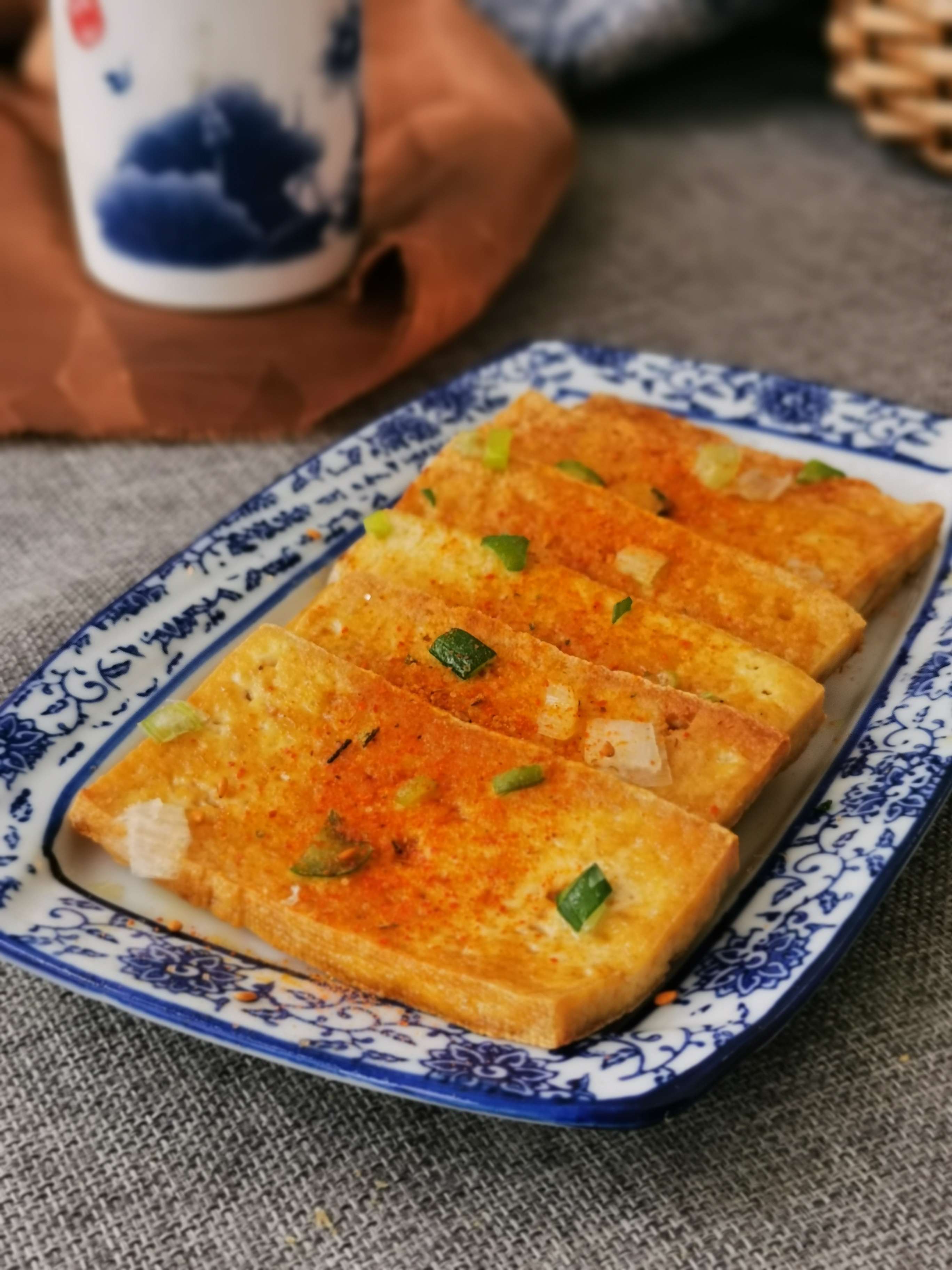 鐵板豆腐的做法-麻辣味煎菜譜-易網健康養生網 鐵板豆腐的做法-麻辣味煎菜譜