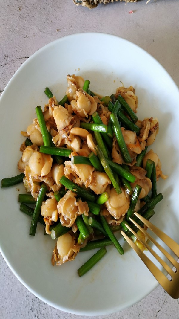 蒜薹炒扇貝的做法-蒜香味炒菜譜-易網(wǎng)健康養(yǎng)生網(wǎng) 蒜薹炒扇貝的做法-蒜香味炒菜譜