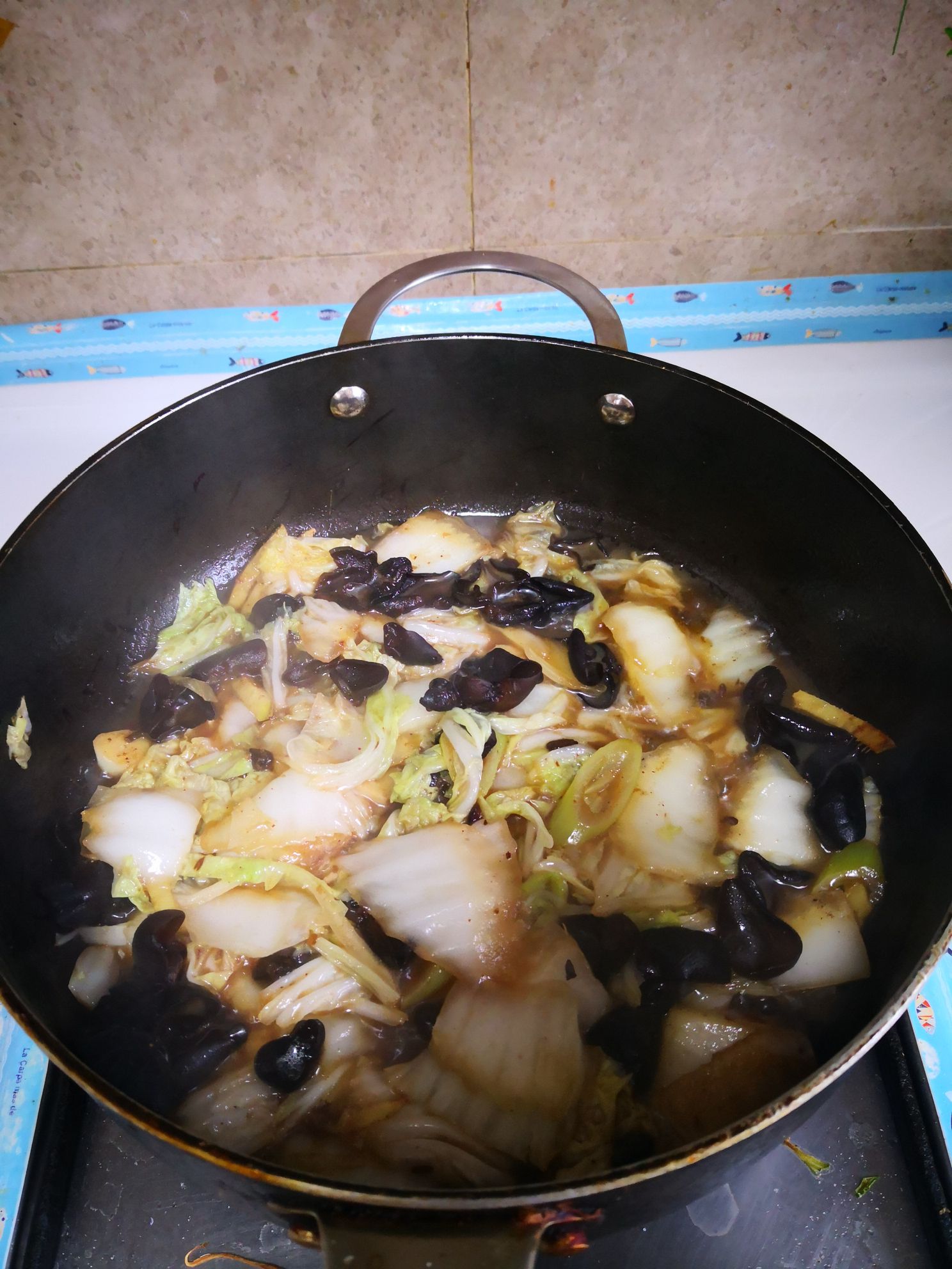 豆豉炒白菜片木耳的做法-家常味炒菜譜