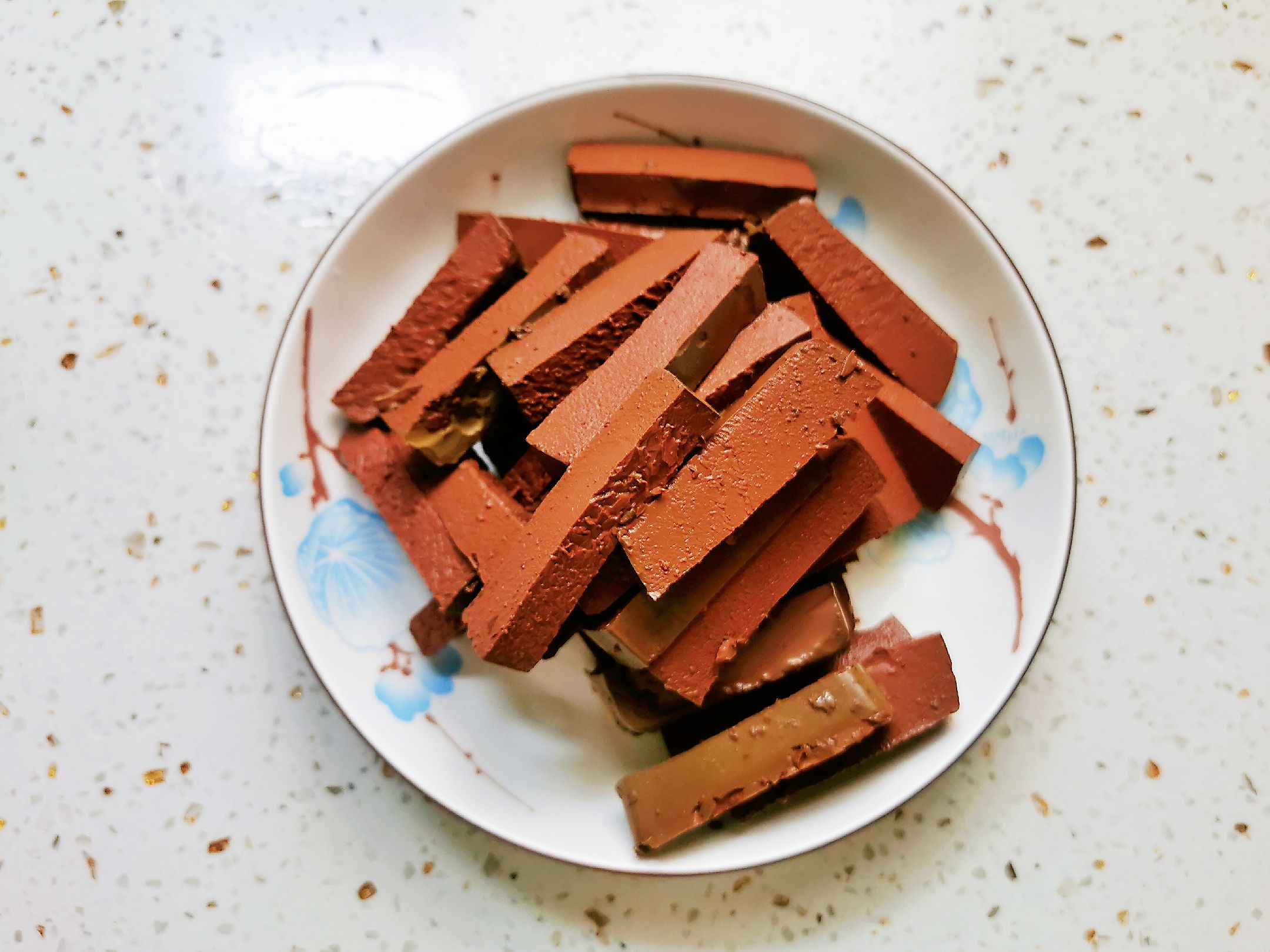 香辣鴨血的做法-香辣味炒菜譜