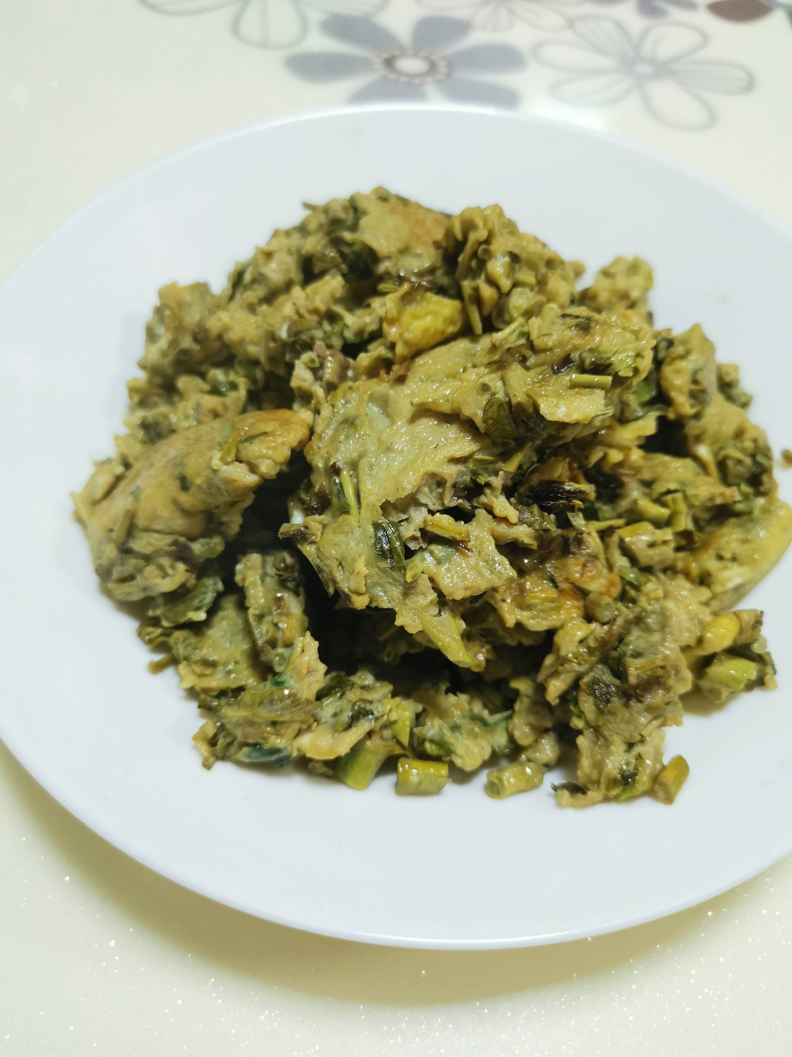 香椿炒雞蛋的做法-家常味炒菜譜-易網健康養生網 香椿炒雞蛋的做法-家常味炒菜譜