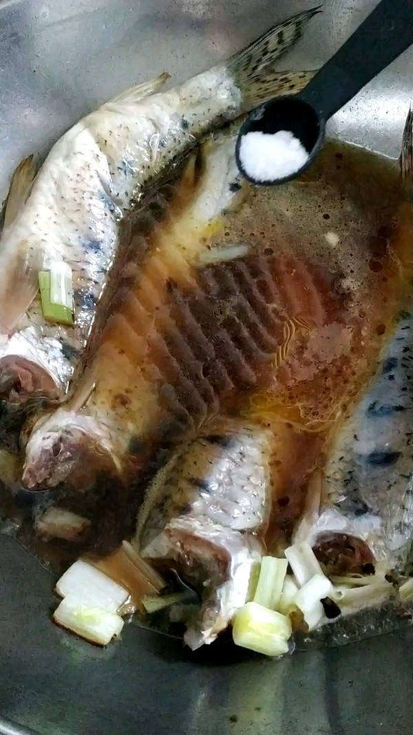 紅燒小海魚的做法-香辣味燉菜譜