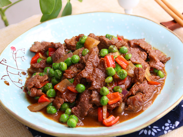 豌豆仁炒牛肉的做法-家常味炒菜譜-易網健康養生網 豌豆仁炒牛肉的做法-家常味炒菜譜