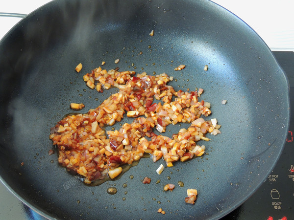 香菇肉末粉絲的做法-家常味炒菜譜