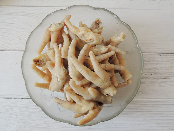 香辣燒鳳爪的做法-香辣味燒菜譜-易網健康養生網 香辣燒鳳爪的做法-香辣味燒菜譜