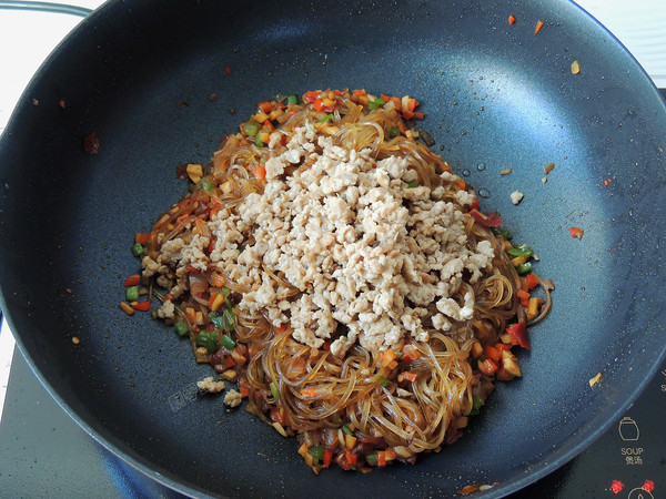 香菇肉末粉絲的做法-家常味炒菜譜