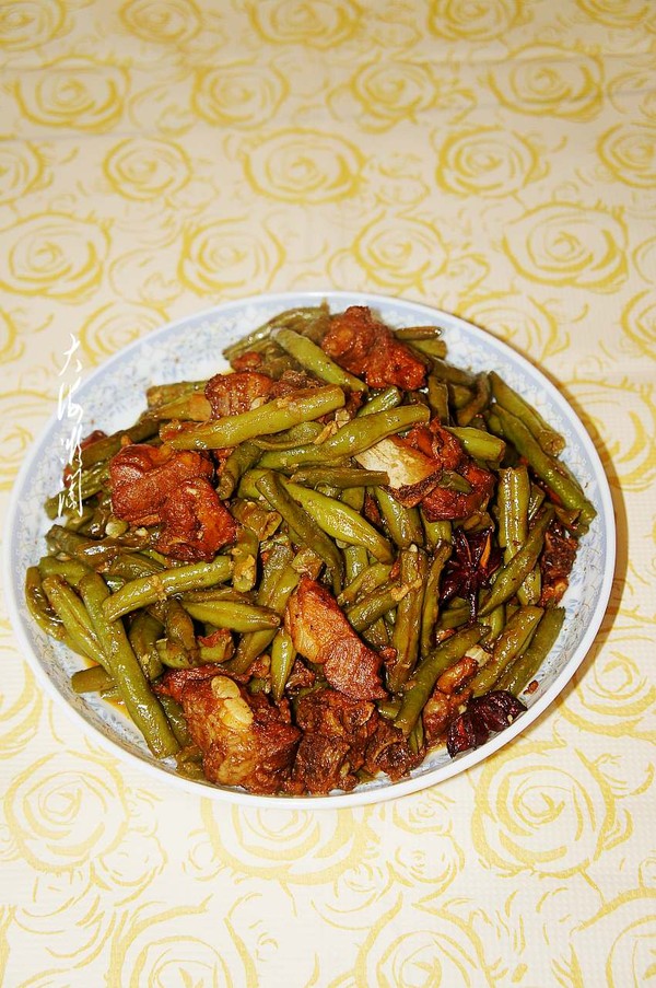 豆角燉排骨的做法-家常味燉菜譜-易網(wǎng)健康養(yǎng)生網(wǎng) 豆角燉排骨的做法-家常味燉菜譜