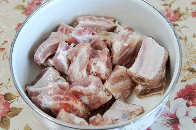 豆角燉排骨的做法-家常味燉菜譜-易網(wǎng)<a href=http://www.aoa7937.com/ target=_blank class=infotextkey>健康養(yǎng)生</a>網(wǎng) 豆角燉排骨的做法-家常味燉菜譜