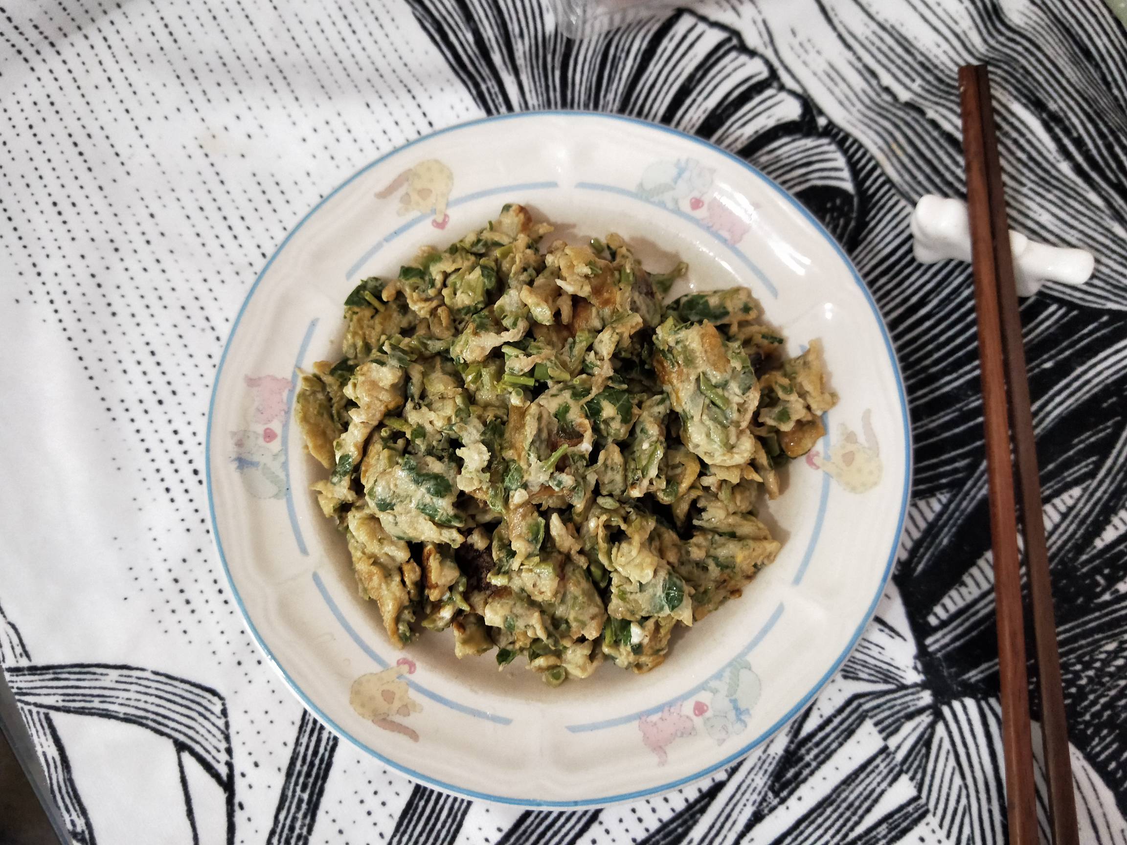 香椿炒蛋的做法-家常味炒菜譜