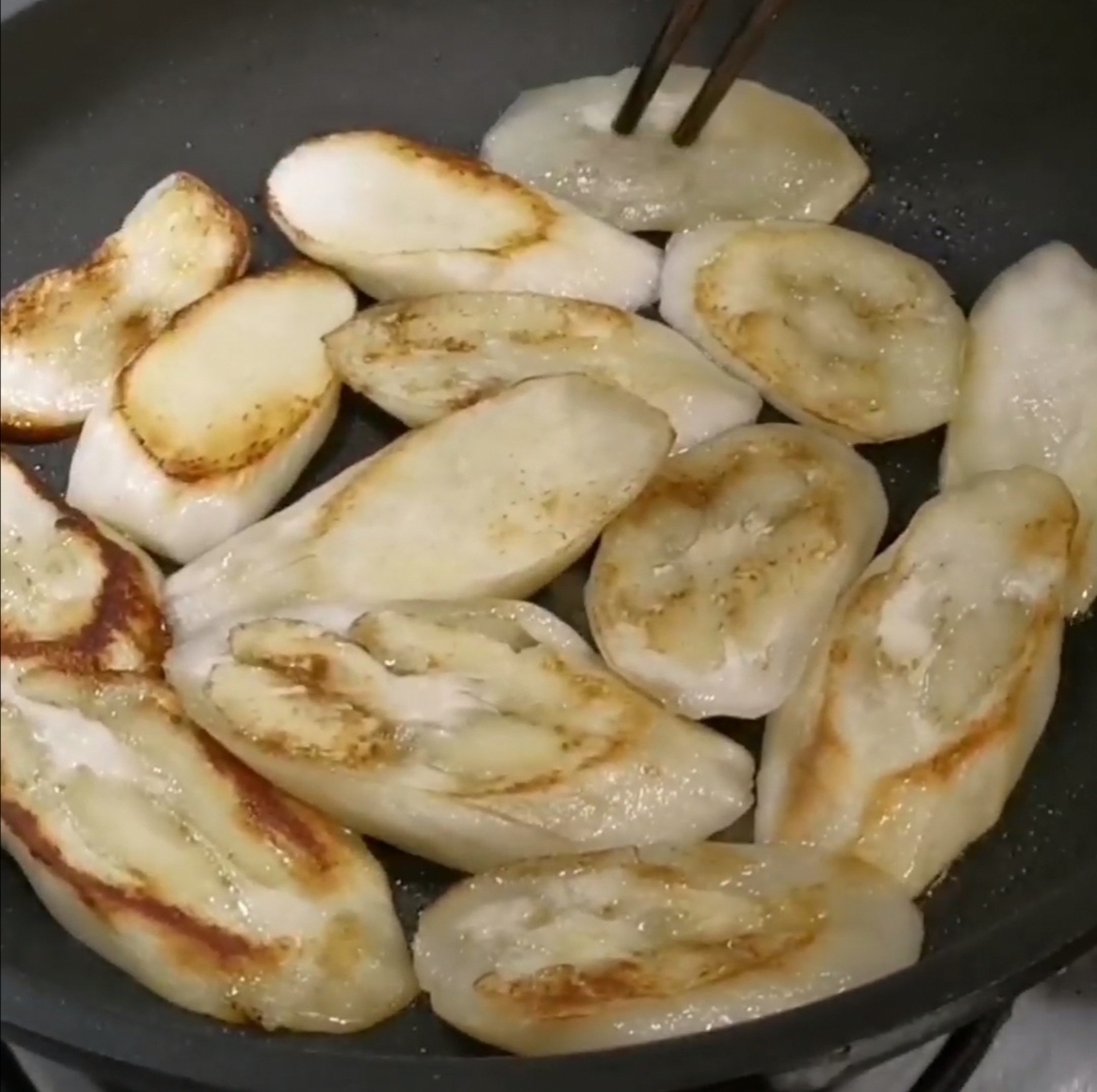 煎茄子的做法-家常味煎菜譜