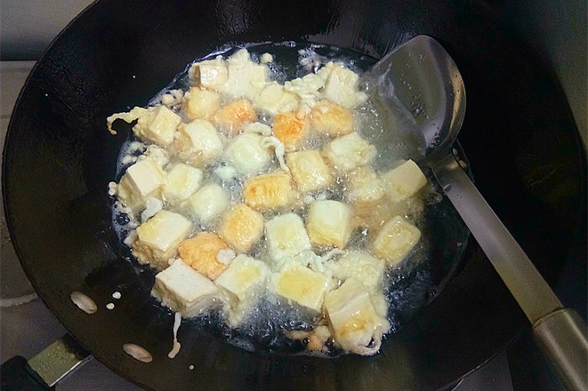 奶爆豆腐的做法-奶香味爆菜譜-易網健康養生網 奶爆豆腐的做法-奶香味爆菜譜
