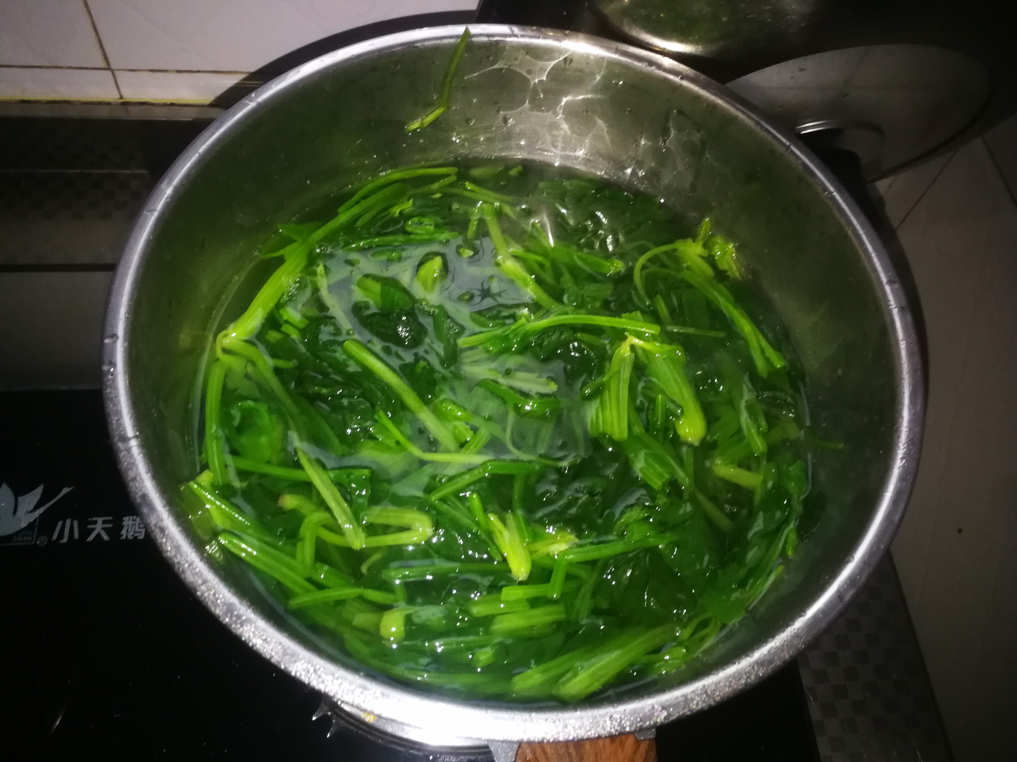 肉絲拌菠菜的做法-家常味拌菜譜