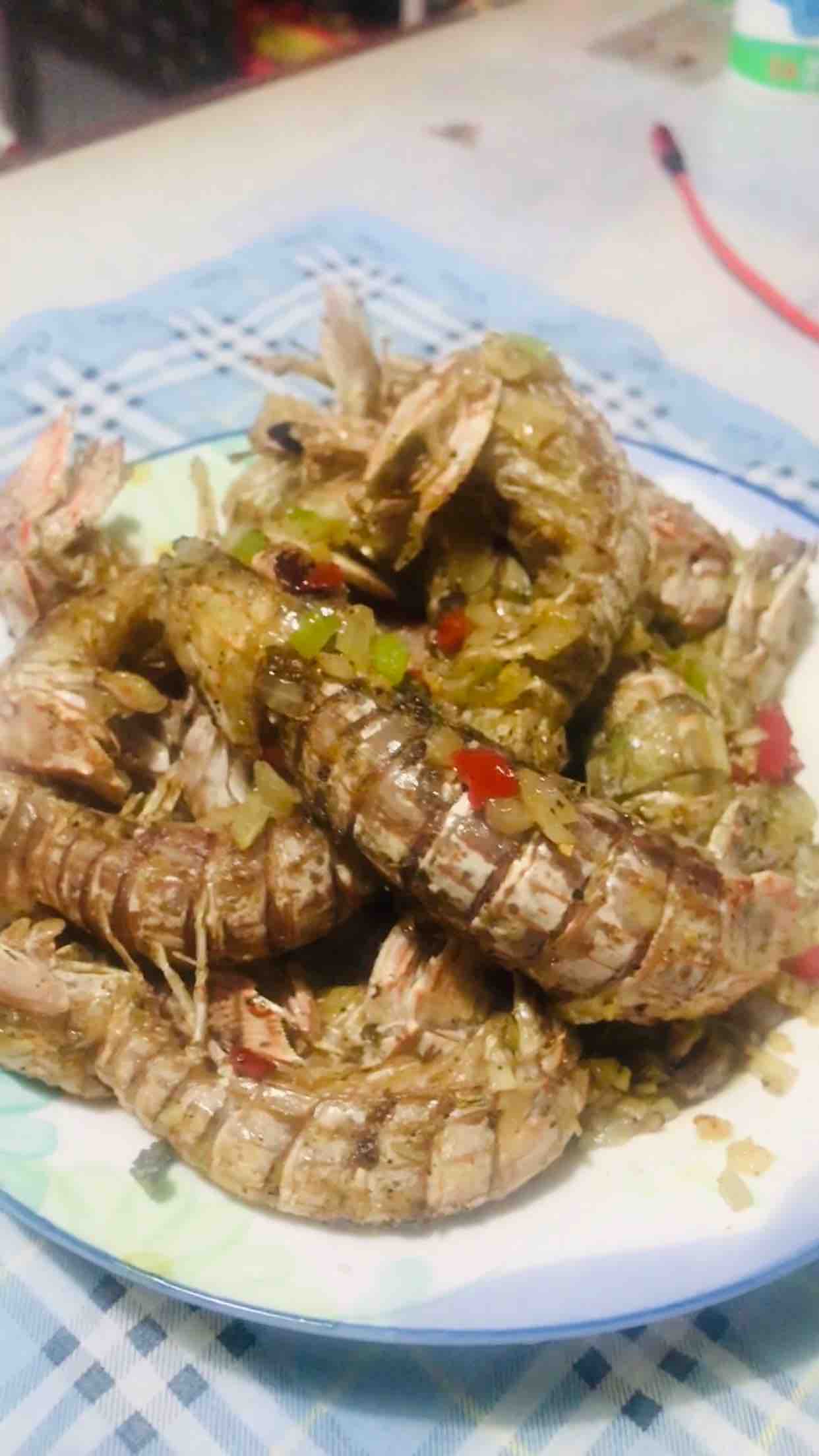 椒鹽皮皮蝦~大海的鮮味來襲的做法-咸鮮味炸菜譜-易網健康養生網 椒鹽皮皮蝦~大海的鮮味來襲的做法-咸鮮味炸菜譜