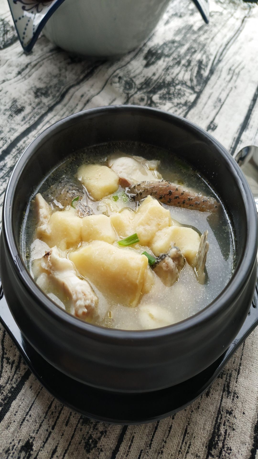 鷹嘴豆腐燉黑魚的做法-咸鮮味燉菜譜-易網健康養生網 鷹嘴豆腐燉黑魚的做法-咸鮮味燉菜譜