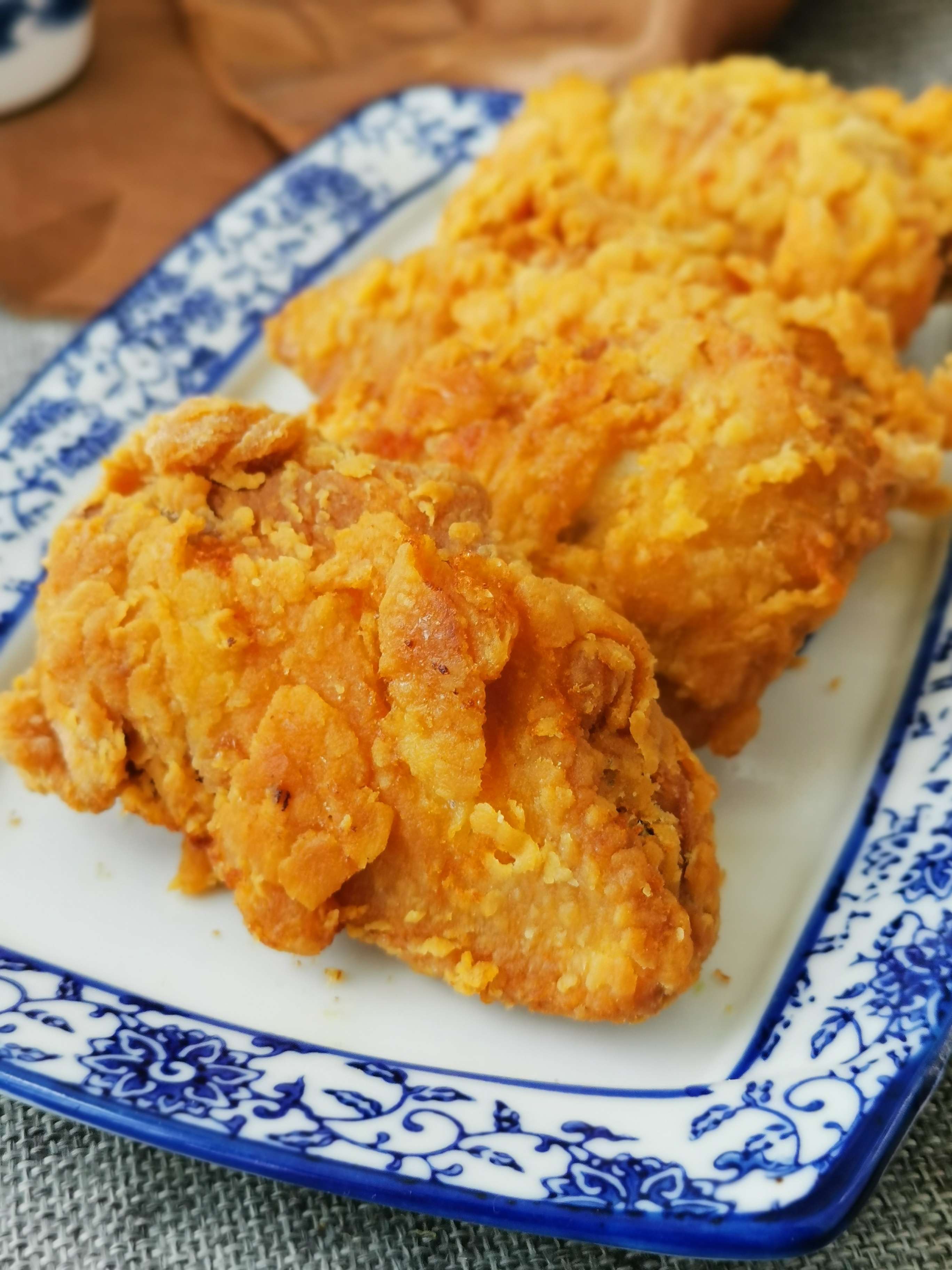脆皮炸雞翅的做法-其它口味炸菜譜-易網(wǎng)健康養(yǎng)生網(wǎng) 脆皮炸雞翅的做法-其它口味炸菜譜