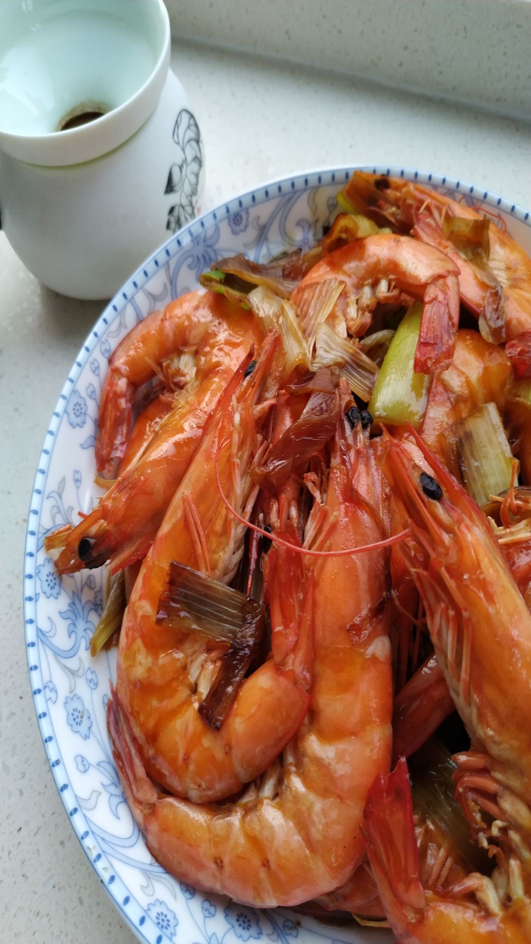 蔥炒海蝦的做法-家常味炒菜譜-易網(wǎng)健康養(yǎng)生網(wǎng) 蔥炒海蝦的做法-家常味炒菜譜