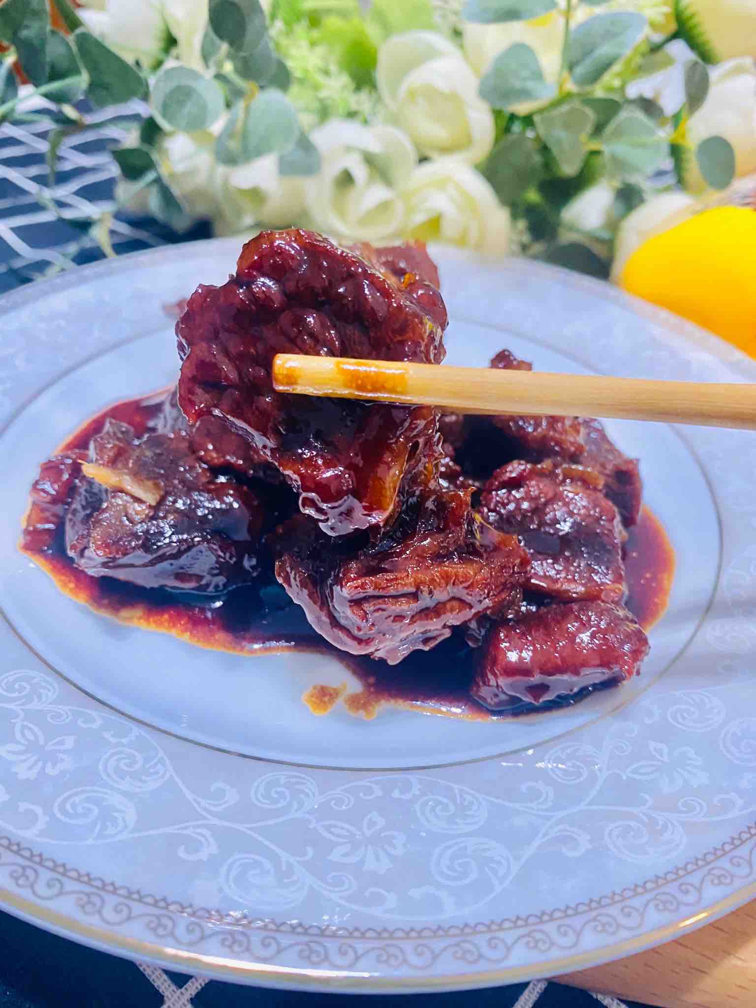 大口吃肉,選紅燒牛腩。的做法-家常味燉菜譜-易網(wǎng)健康養(yǎng)生網(wǎng) 大口吃肉,選紅燒牛腩。的做法-家常味燉菜譜