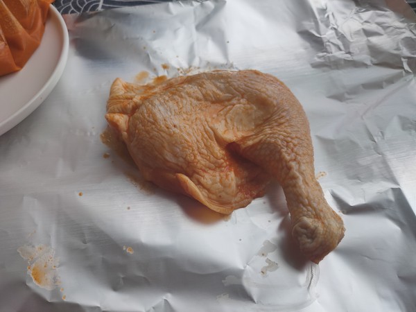 奧爾良嫩烤雞腿的做法-香辣味烘焙菜譜
