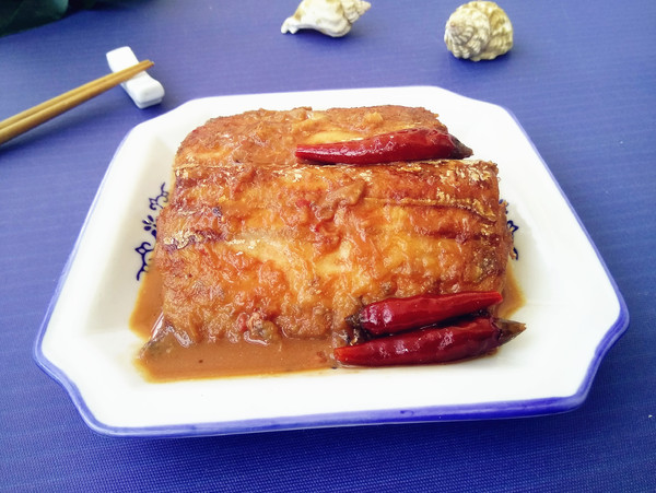 腐乳燒帶魚的做法-咸鮮味燒菜譜-易網健康養生網 腐乳燒帶魚的做法-咸鮮味燒菜譜