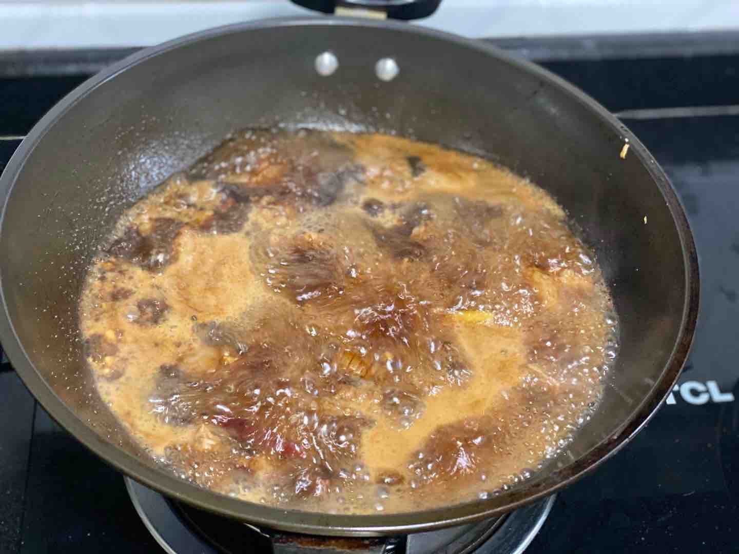 大口吃肉，選紅燒牛腩。的做法-家常味燉菜譜
